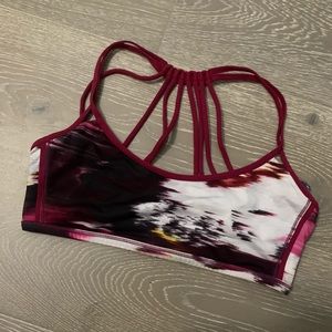 Lululemon sports bra 8